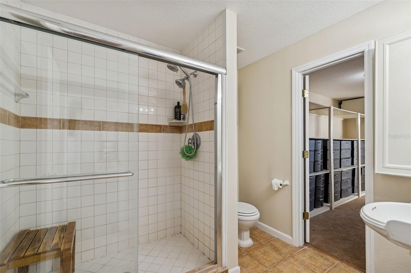 Image 46 of 62 For 2786 Countryside Boulevard 2