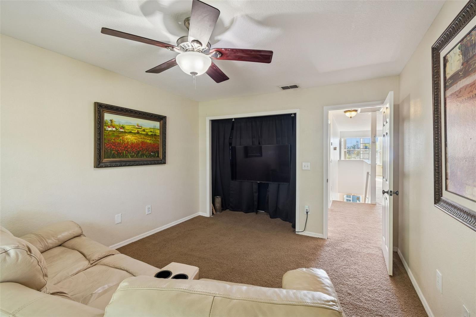 Image 48 of 62 For 2786 Countryside Boulevard 2