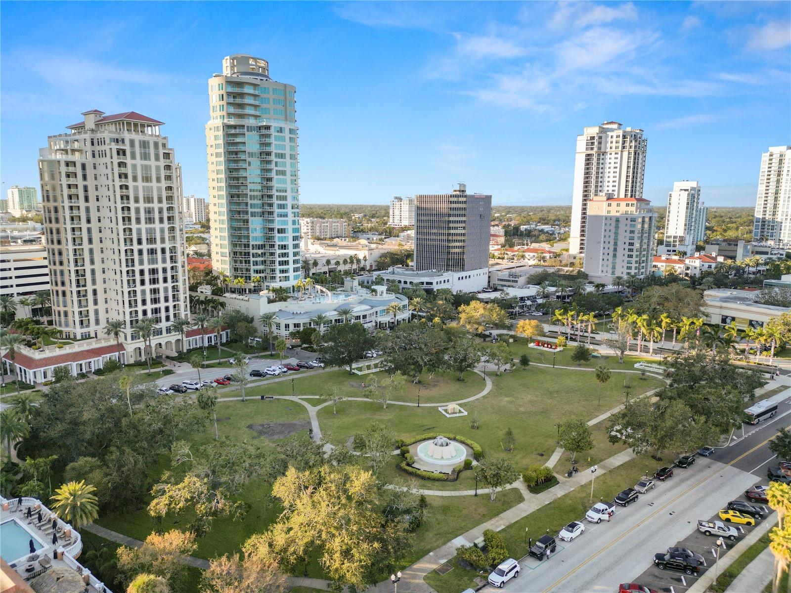 Listing photo id 30 for 405 Central Ave  210