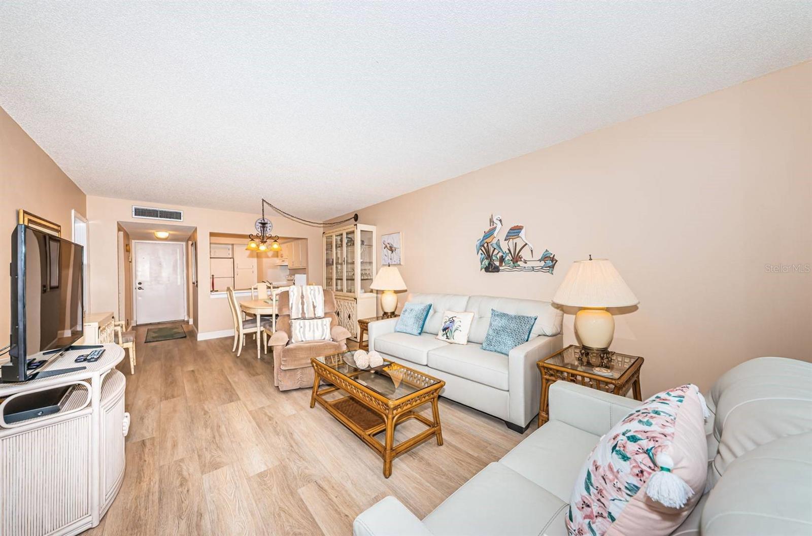 Image 9 of 25 For 6218 Palma Del Mar Boulevard S 507