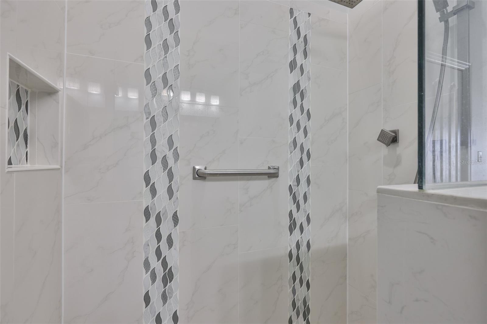 Image 22 of 71 For 2119 Grantham Greens Drive