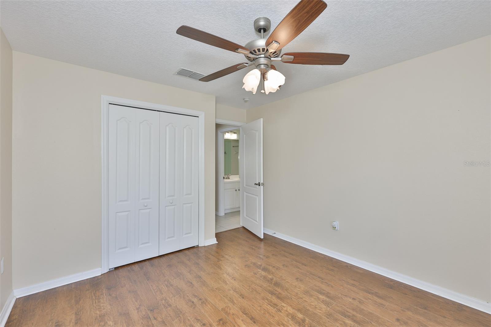 Image 29 of 71 For 2119 Grantham Greens Drive