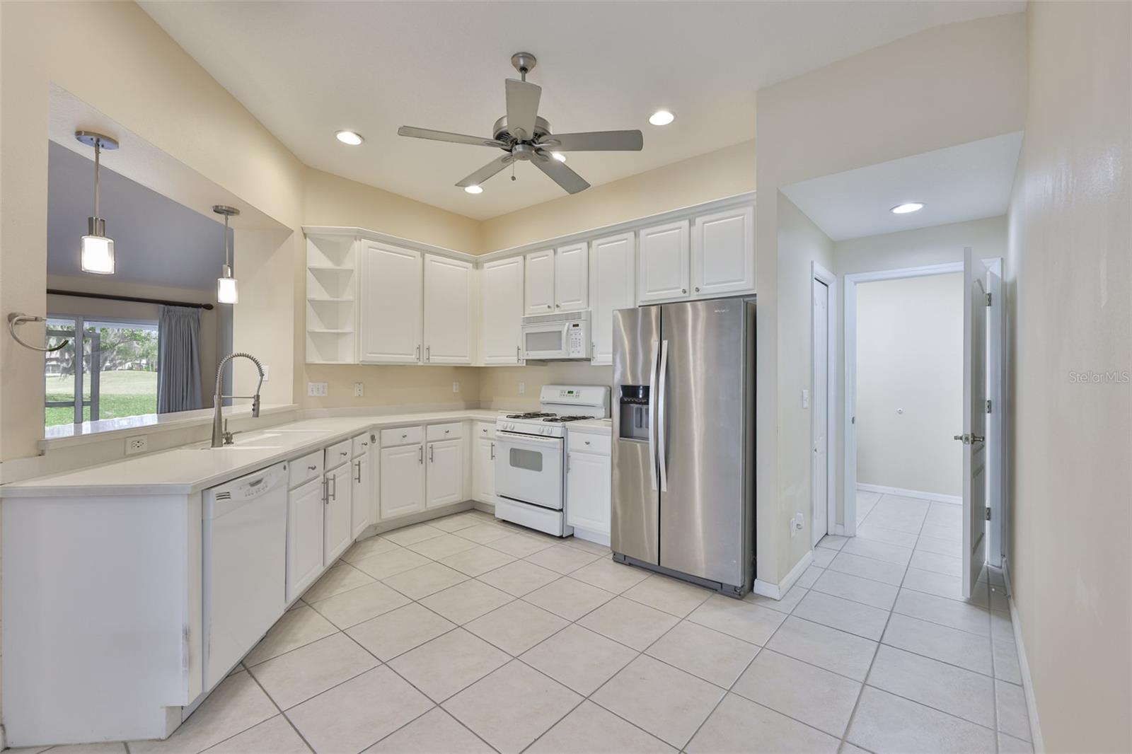 Image 9 of 71 For 2119 Grantham Greens Drive