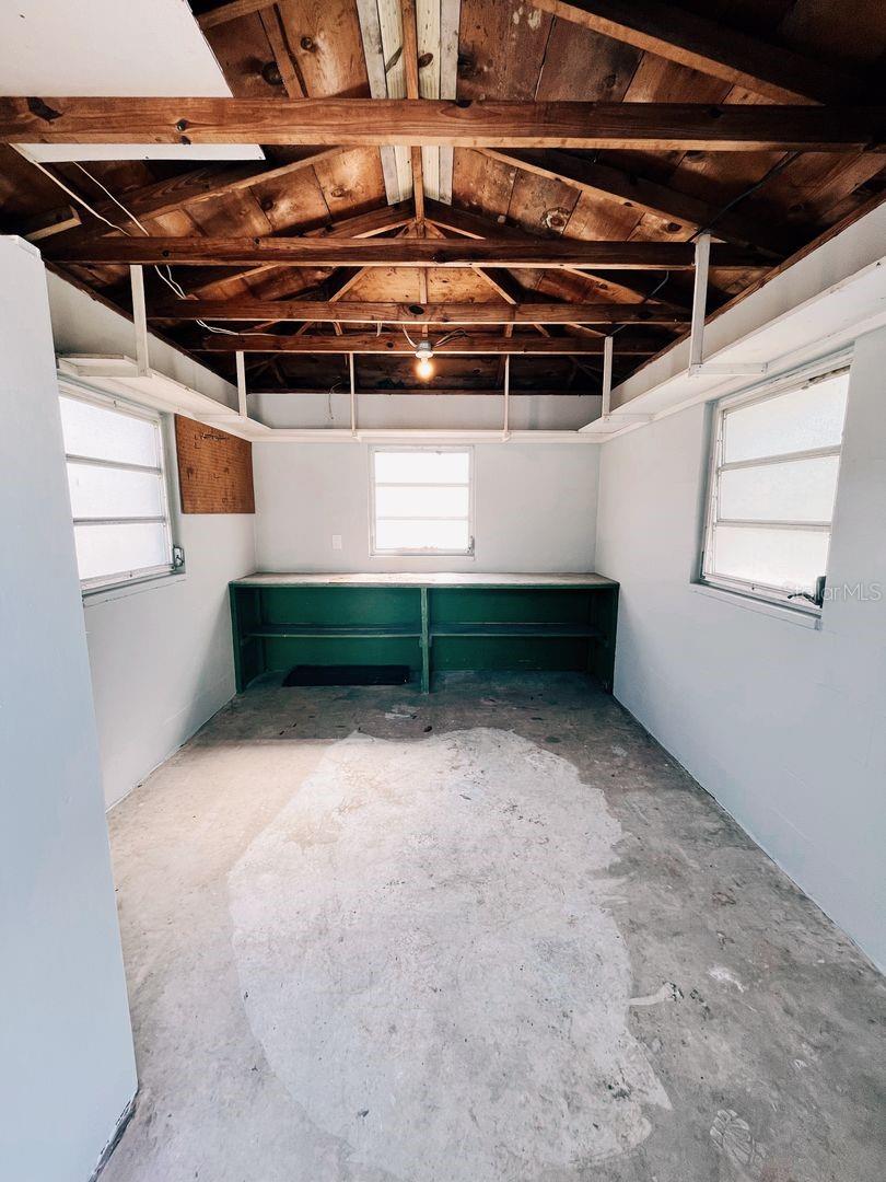 Image 17 of 18 For 318 Carey Place