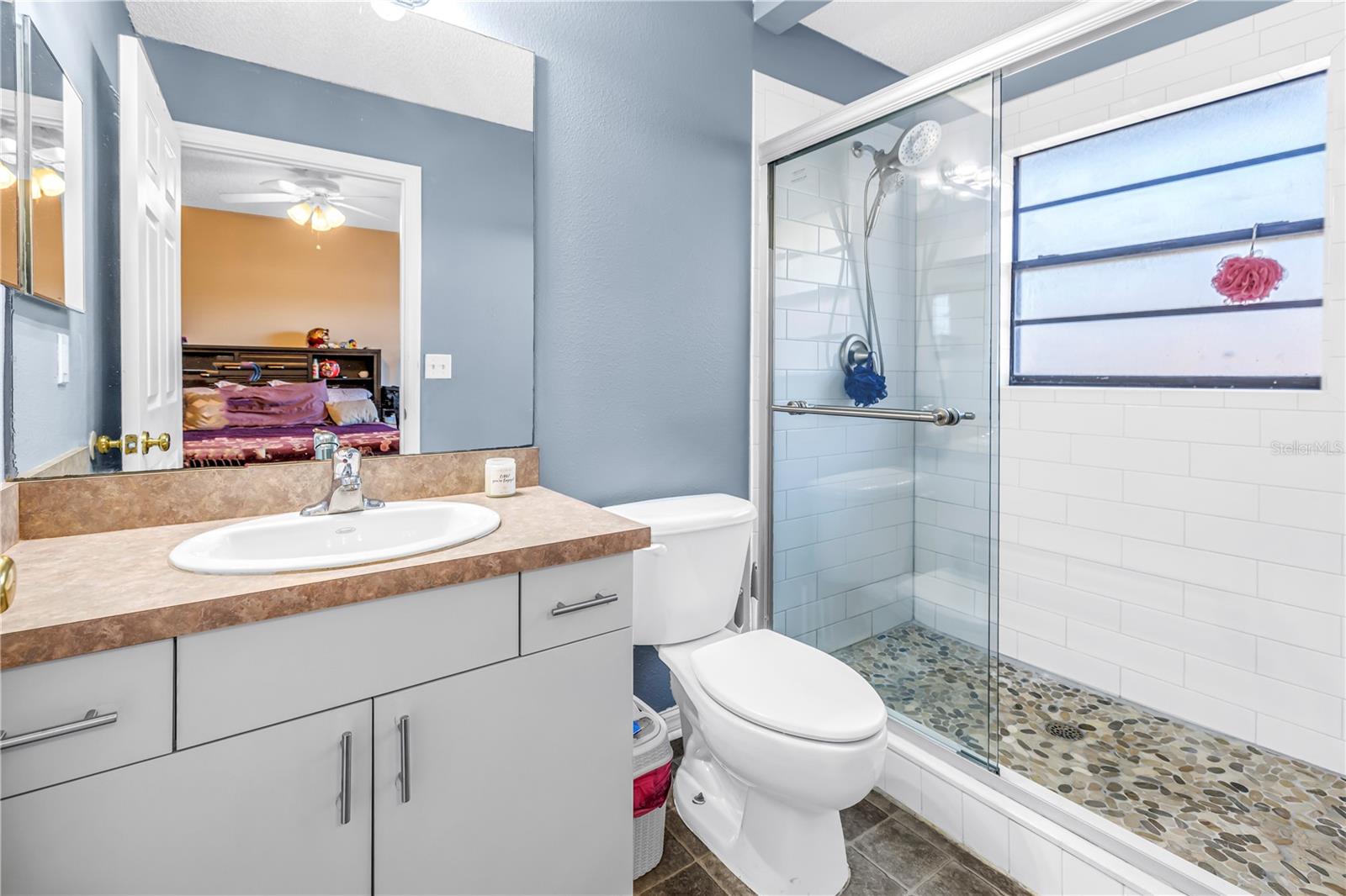 Image 22 of 39 For 3000 Dr Martin Luther King Jr Street S