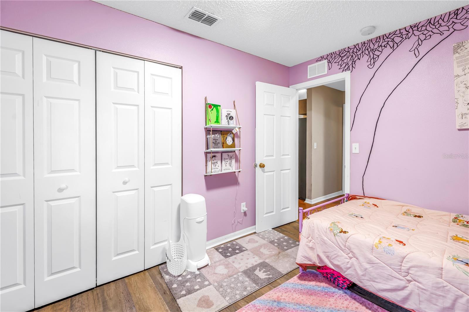 Image 26 of 39 For 3000 Dr Martin Luther King Jr Street S