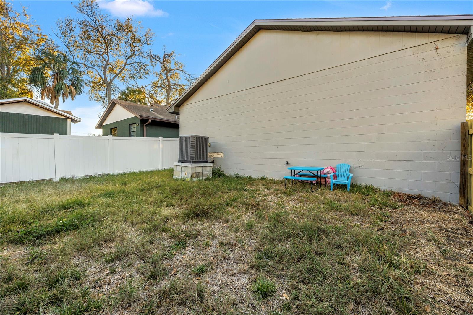 Image 30 of 39 For 3000 Dr Martin Luther King Jr Street S