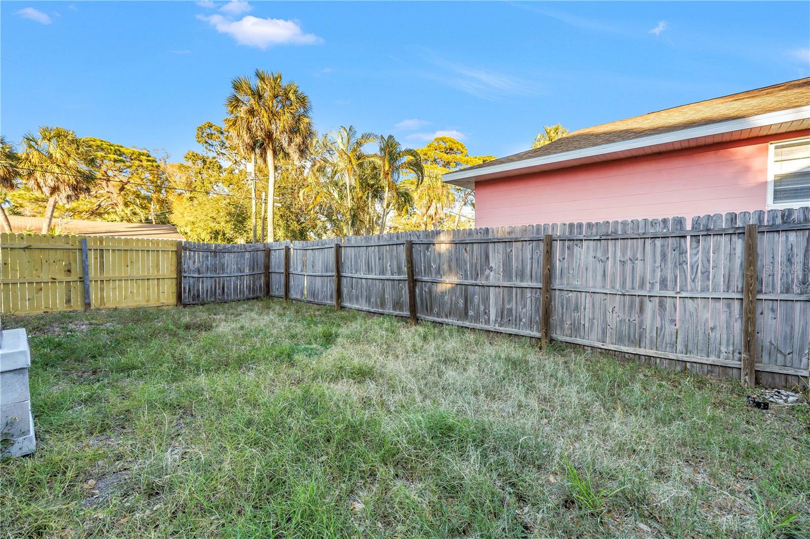 Image 31 of 39 For 3000 Dr Martin Luther King Jr Street S