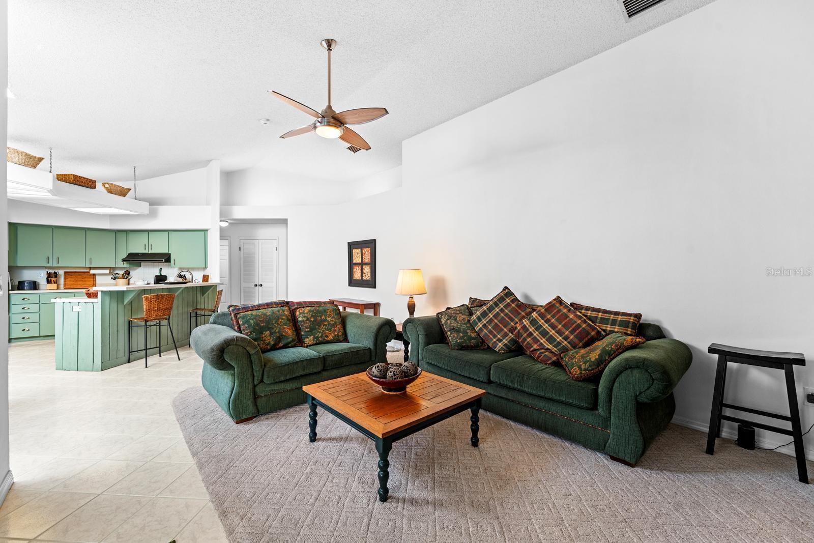 Image 13 of 42 For 625 Fayette Drive S