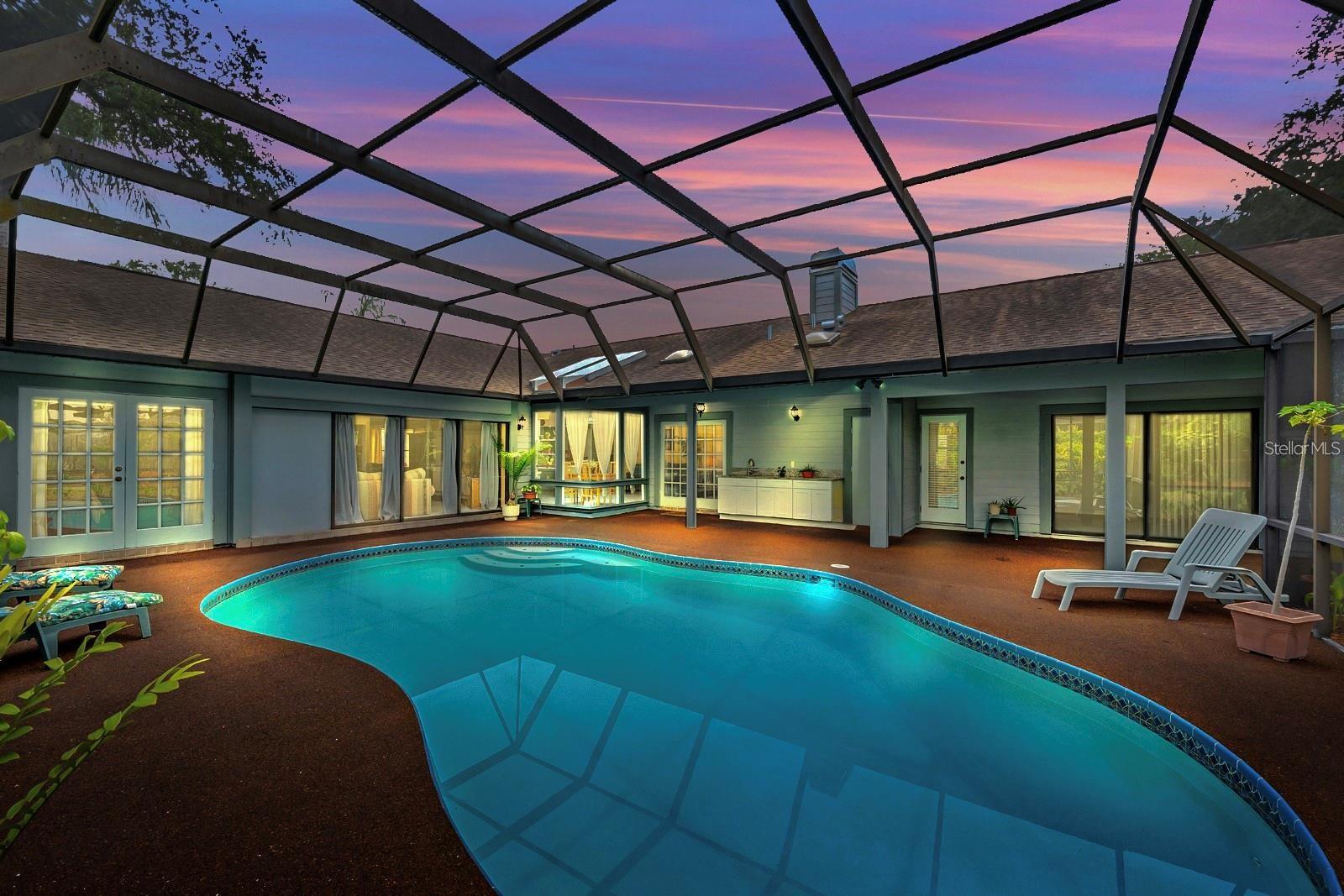 Image 2 of 42 For 625 Fayette Drive S