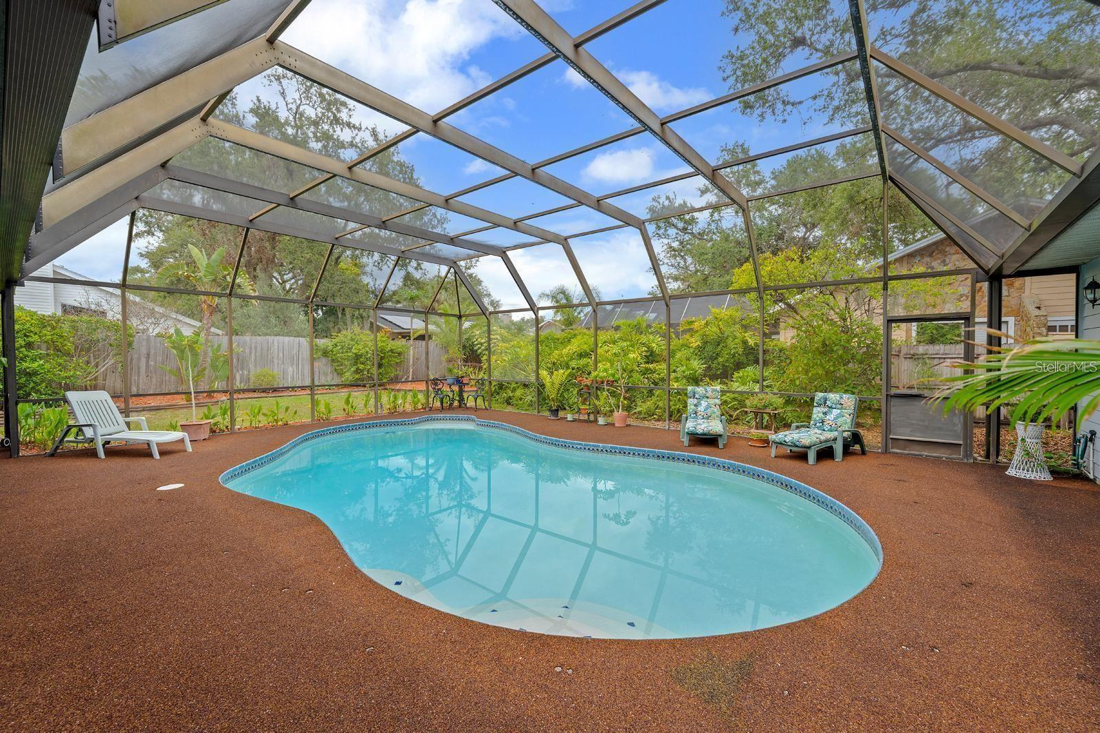 Image 37 of 42 For 625 Fayette Drive S