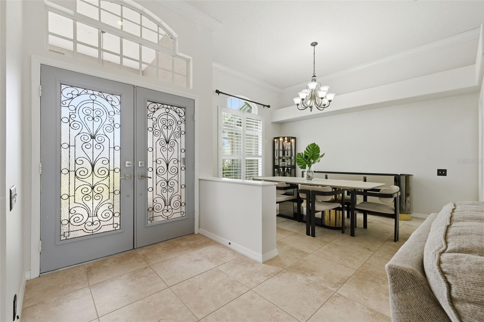 Listing photo id 6 for 11909 Middlebury Drive