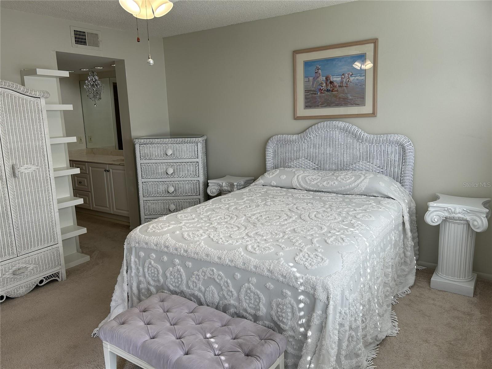 Image 15 of 50 For 1316 Pasadena Avenue S 202