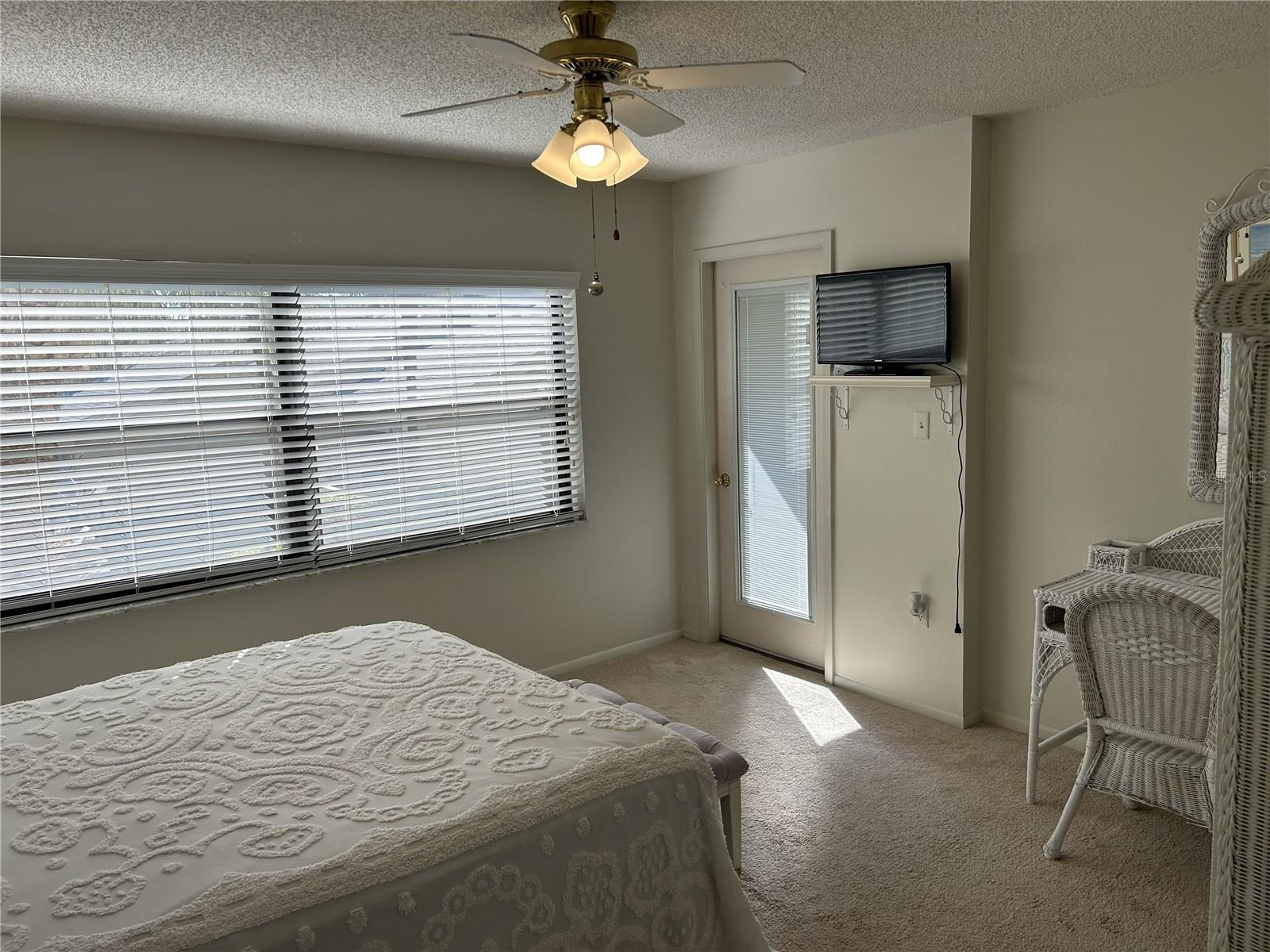 Image 16 of 50 For 1316 Pasadena Avenue S 202