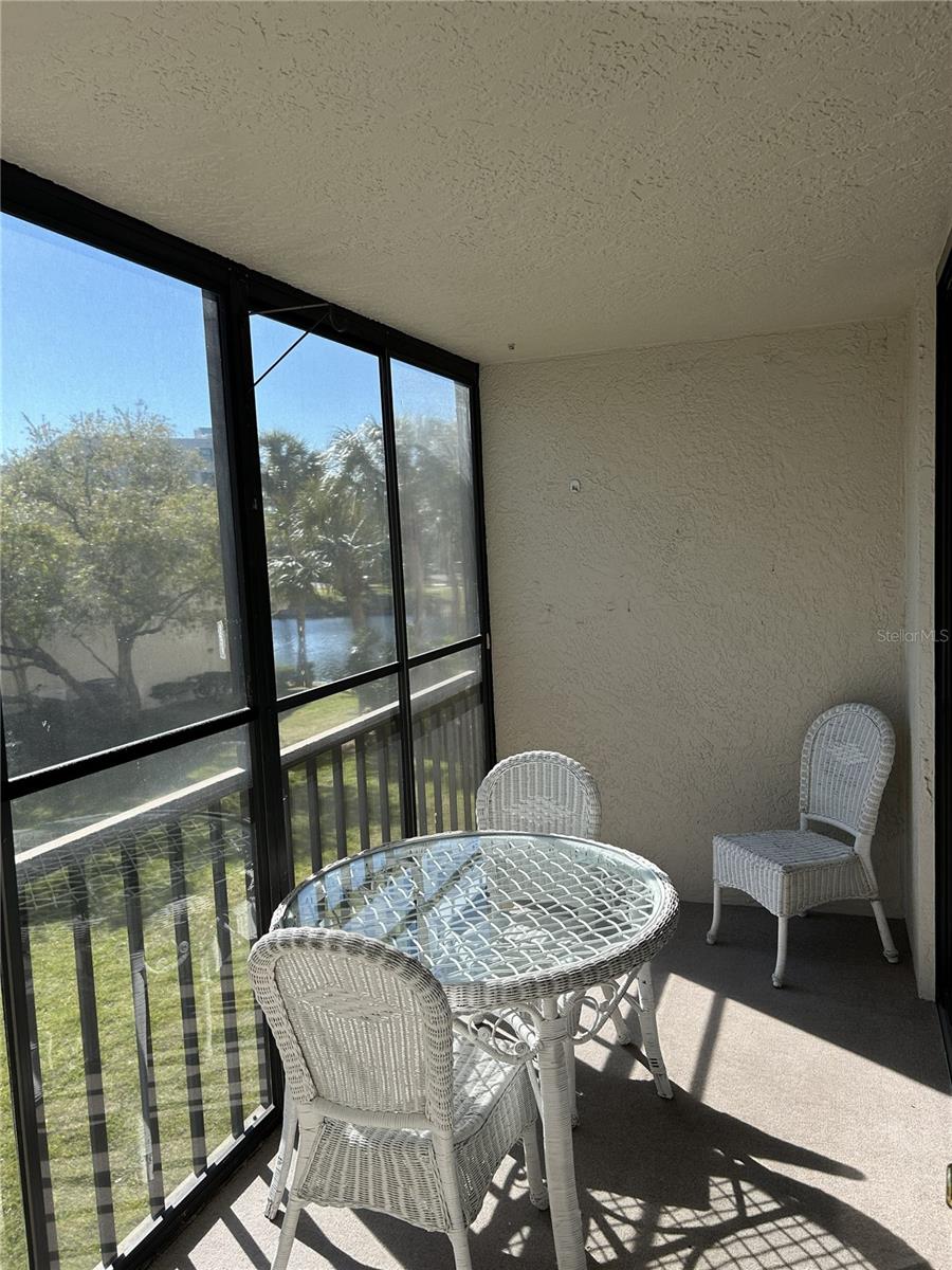 Image 21 of 50 For 1316 Pasadena Avenue S 202