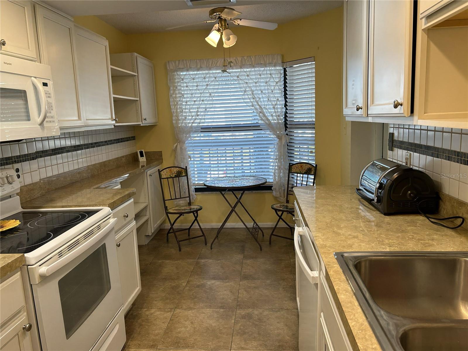 Image 24 of 50 For 1316 Pasadena Avenue S 202