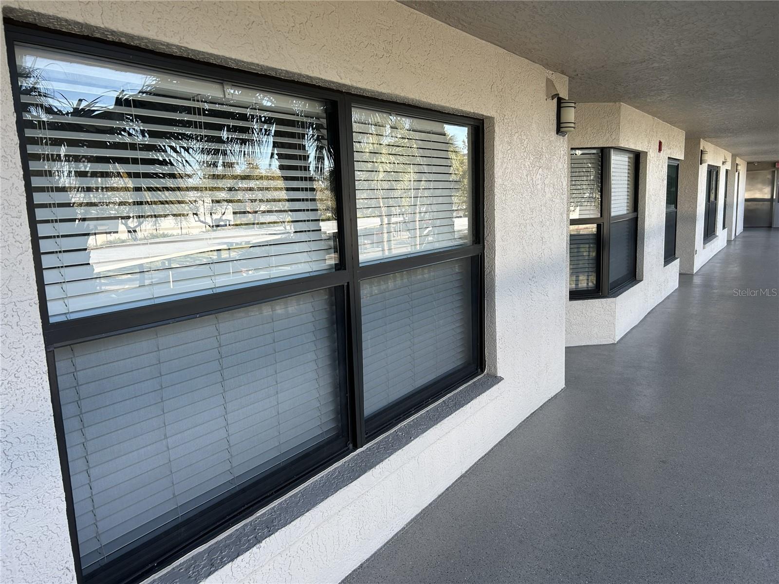 Image 3 of 50 For 1316 Pasadena Avenue S 202