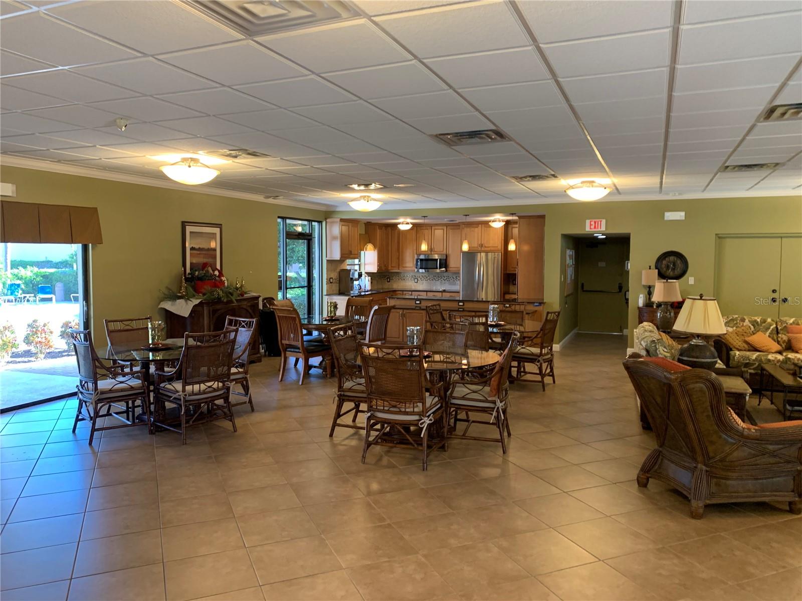 Image 32 of 50 For 1316 Pasadena Avenue S 202