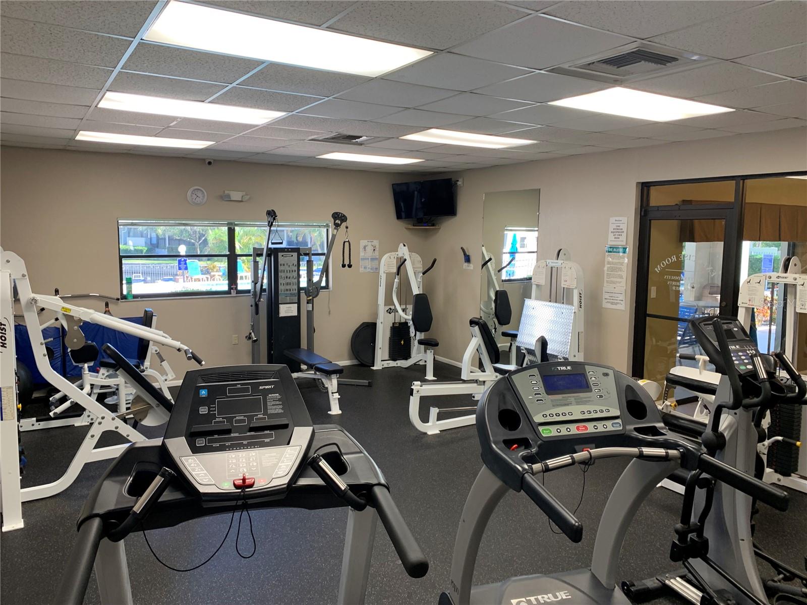 Image 34 of 50 For 1316 Pasadena Avenue S 202