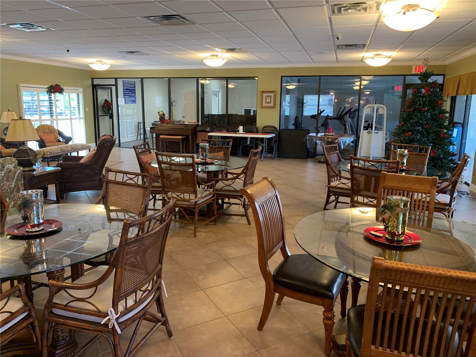 Image 37 of 50 For 1316 Pasadena Avenue S 202