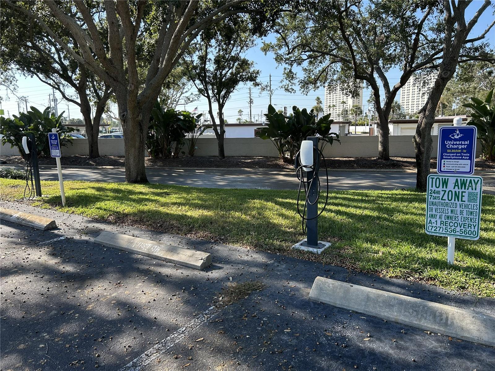 Image 48 of 50 For 1316 Pasadena Avenue S 202