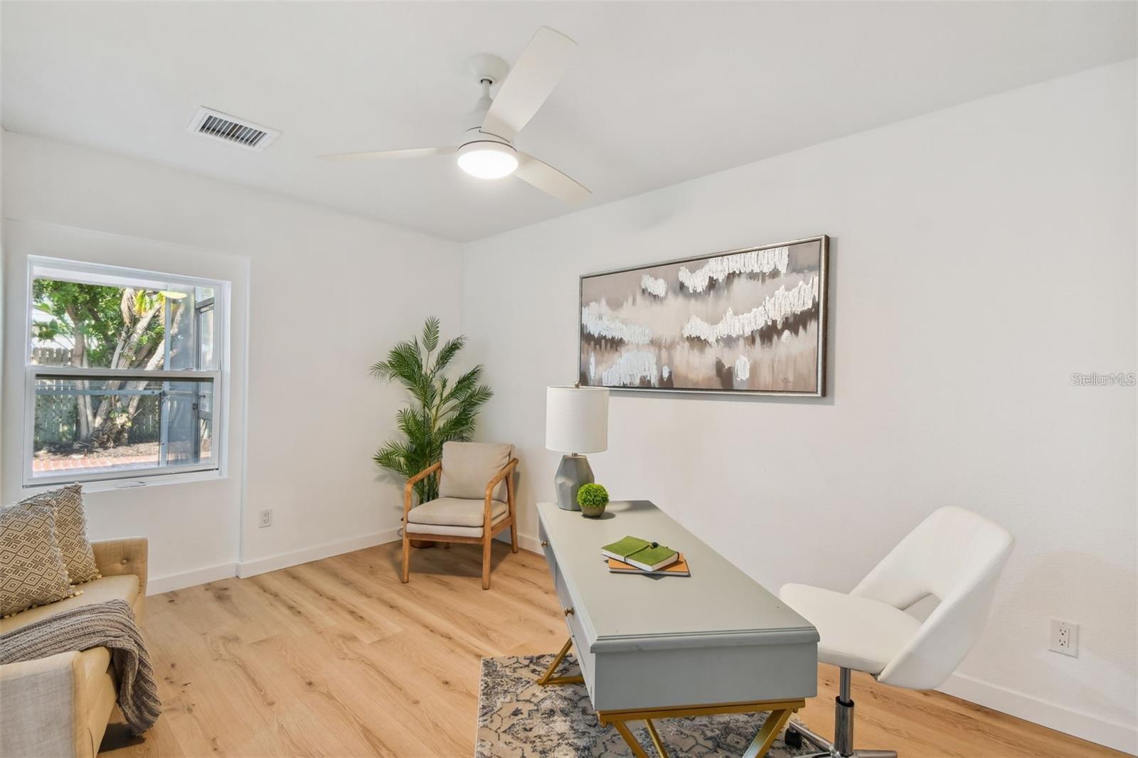 Image 22 of 29 For 1949 Dolphin Boulevard S