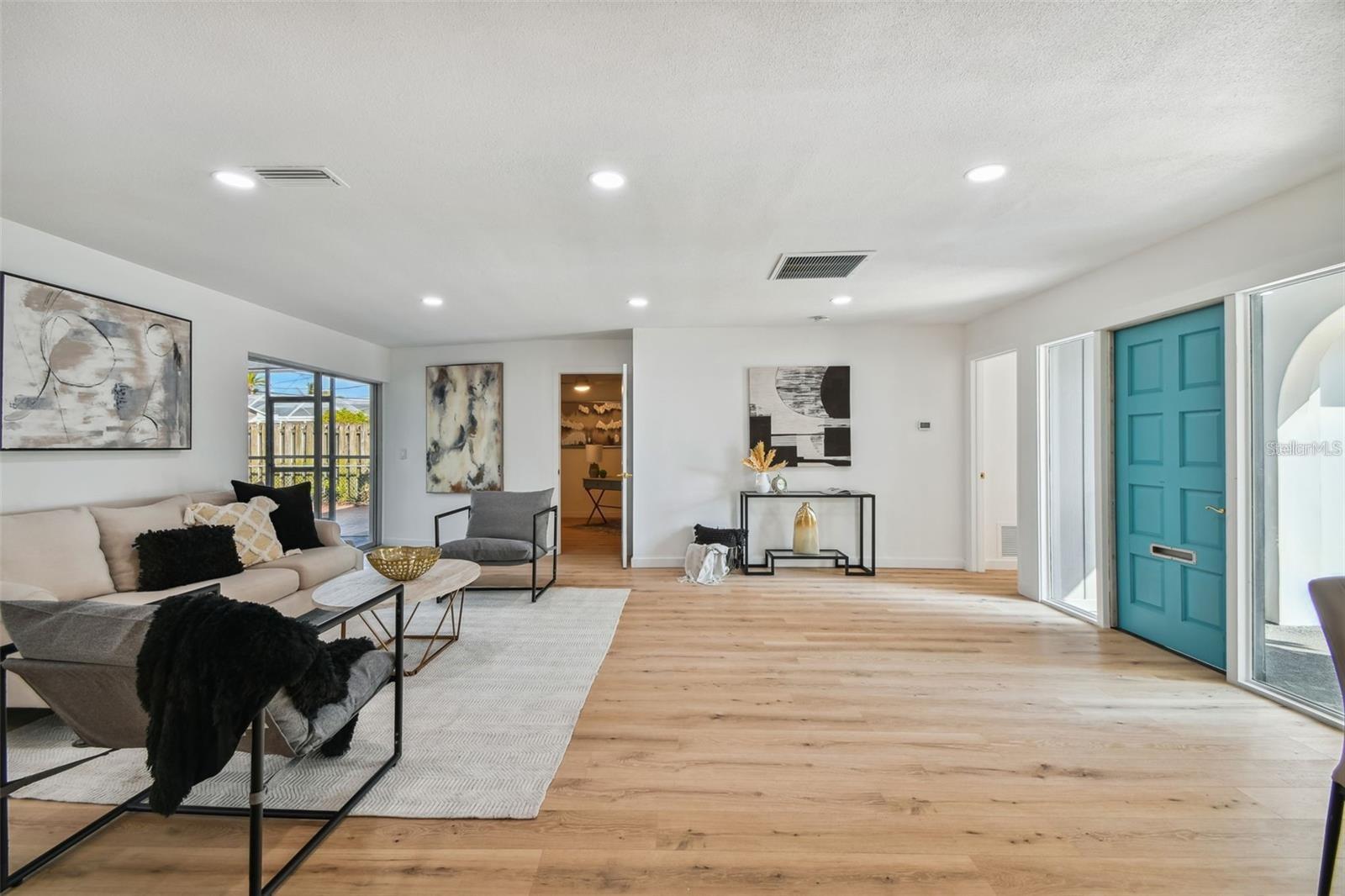 Image 5 of 29 For 1949 Dolphin Boulevard S