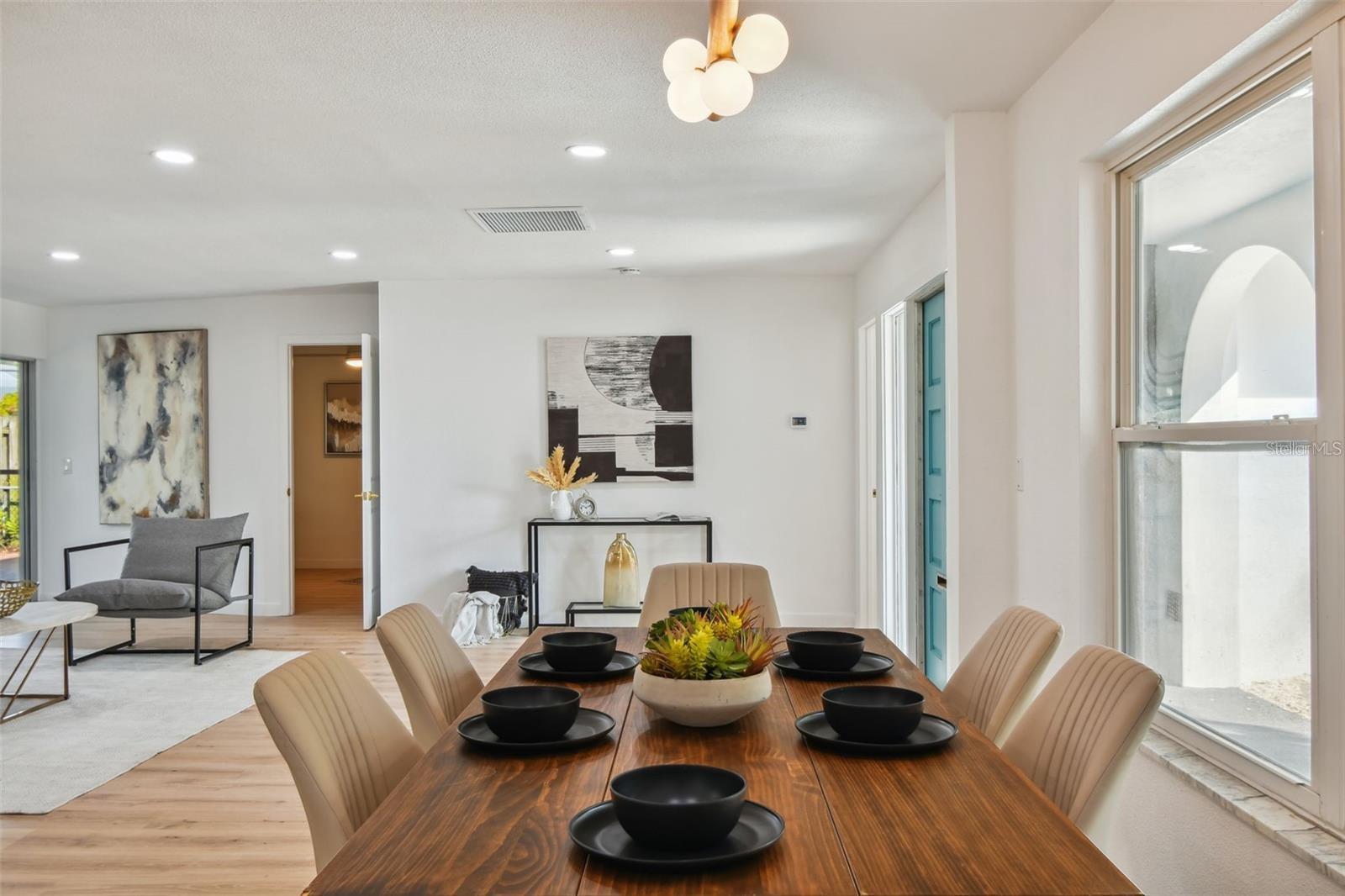 Image 6 of 29 For 1949 Dolphin Boulevard S