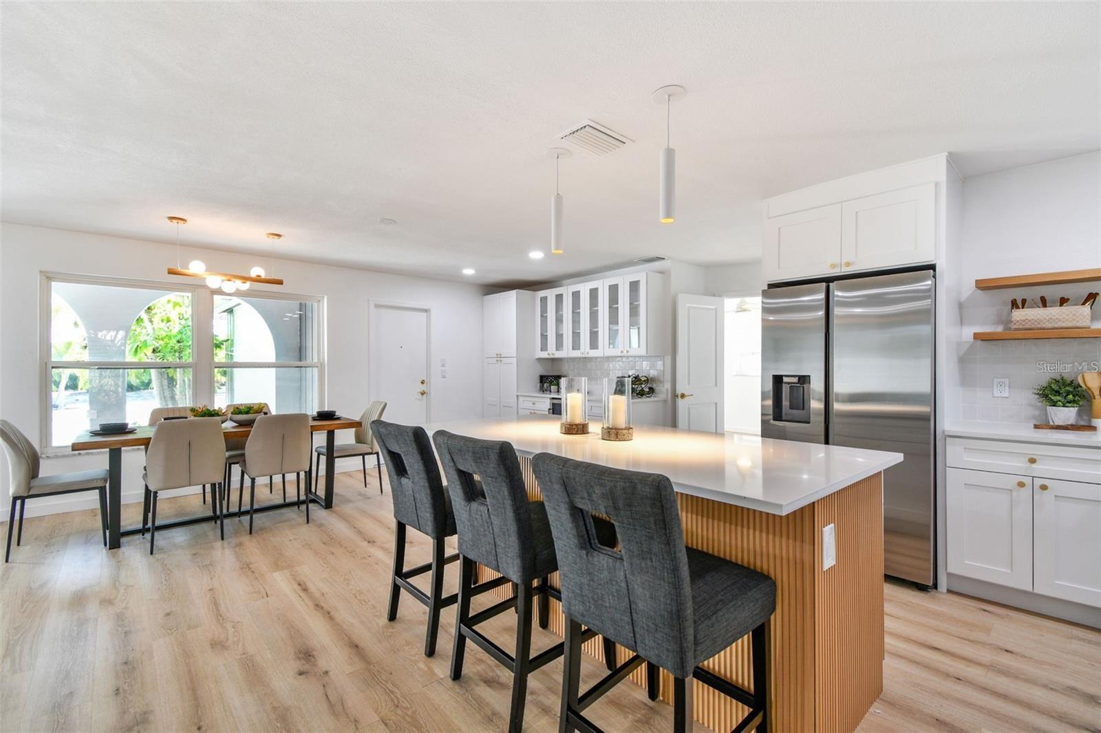 Image 9 of 29 For 1949 Dolphin Boulevard S