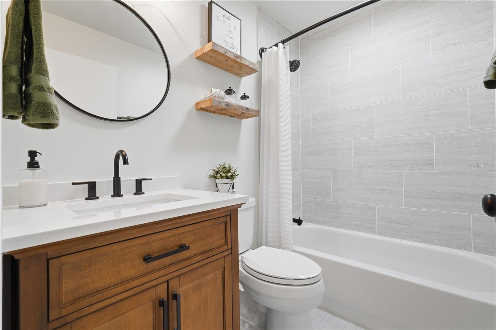 Image 18 of 30 For 1002 Ventana Drive