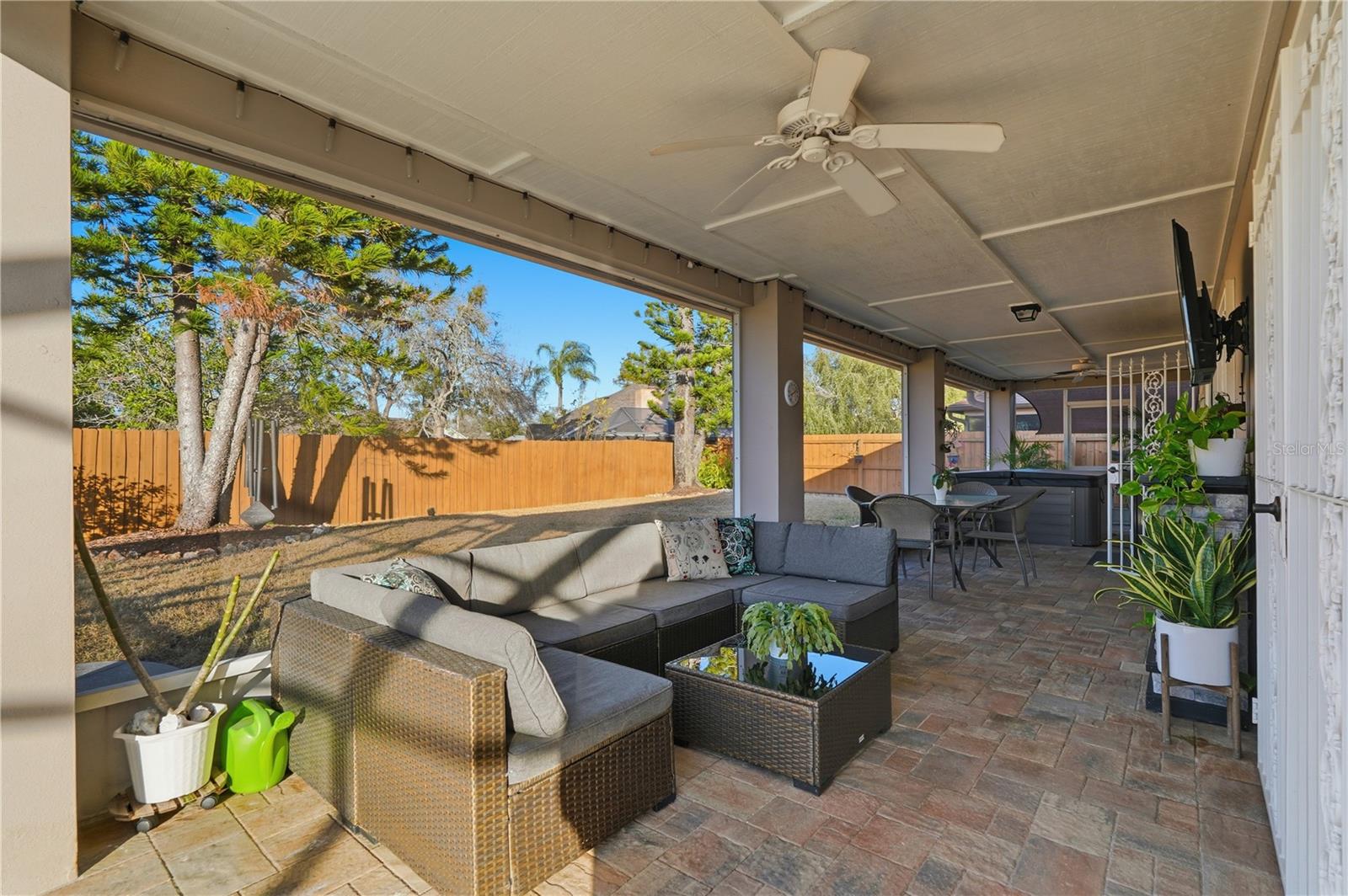 Image 22 of 30 For 1002 Ventana Drive