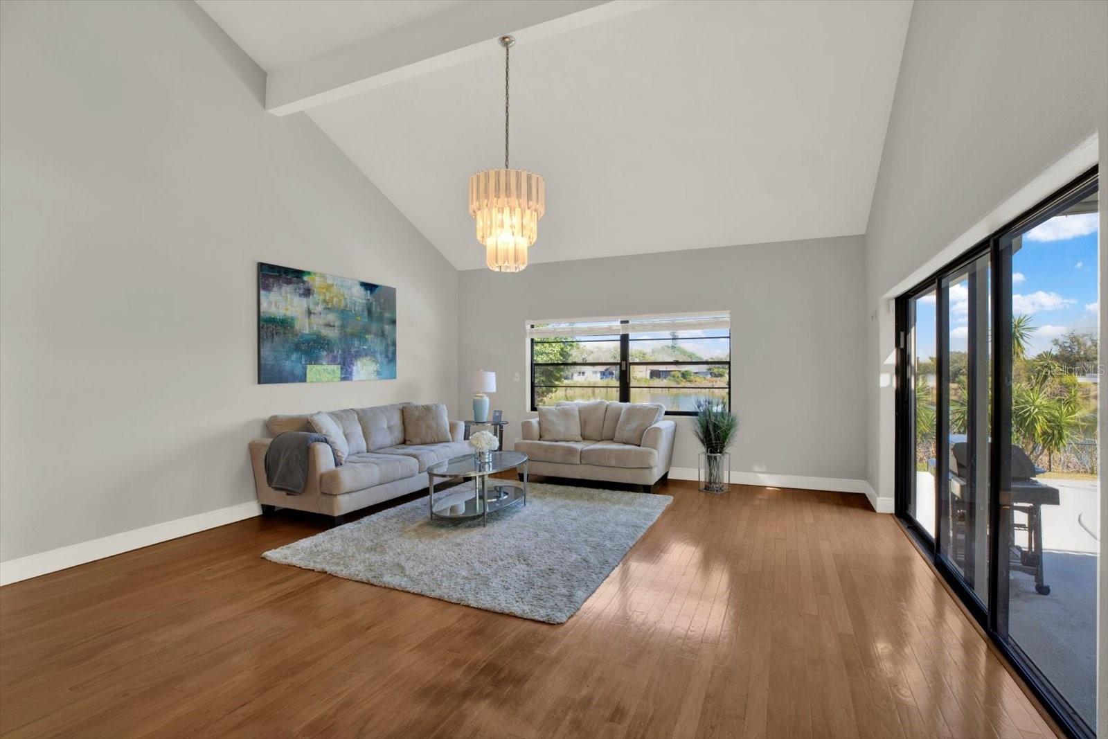 Listing photo id 24 for 1461 74th Circle Ne