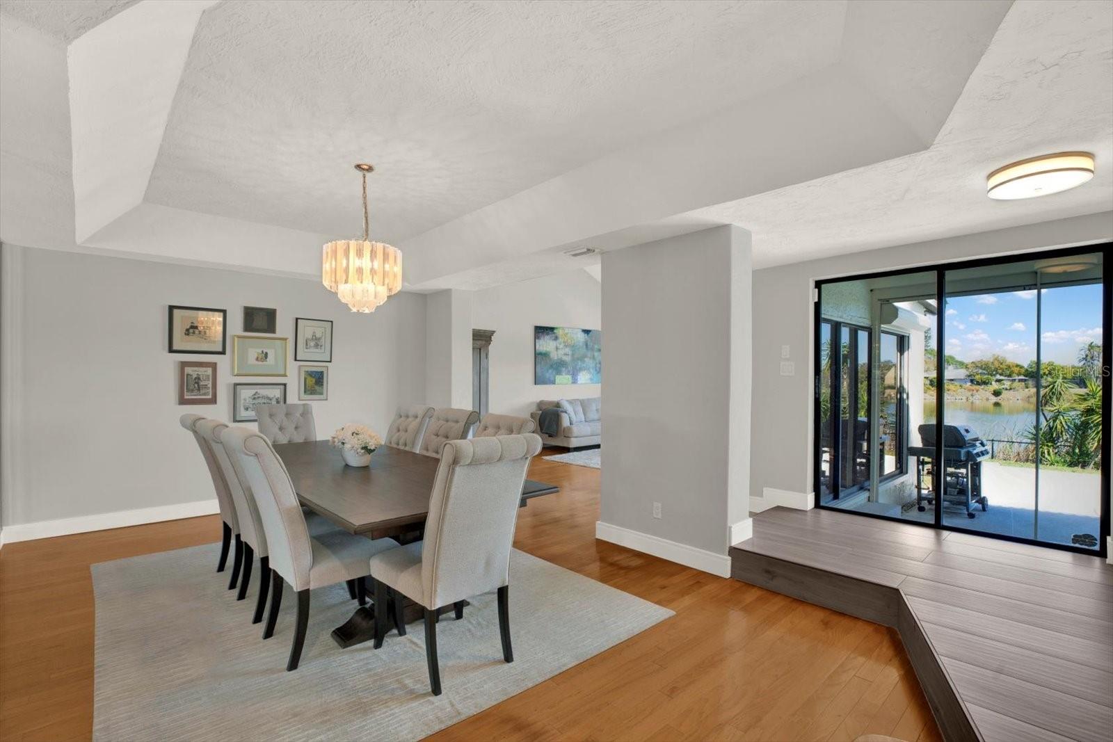 Listing photo id 1 for 1461 74th Circle Ne