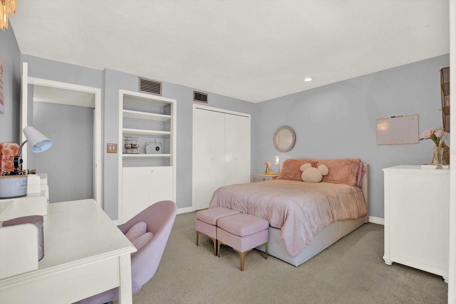 Listing photo id 42 for 1461 74th Circle Ne