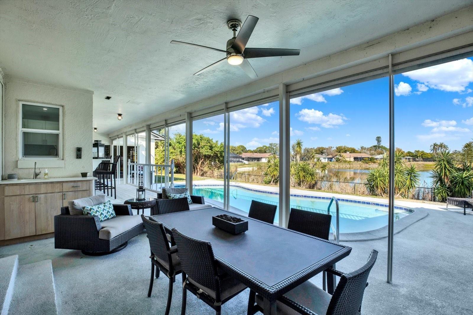 Listing photo id 48 for 1461 74th Circle Ne