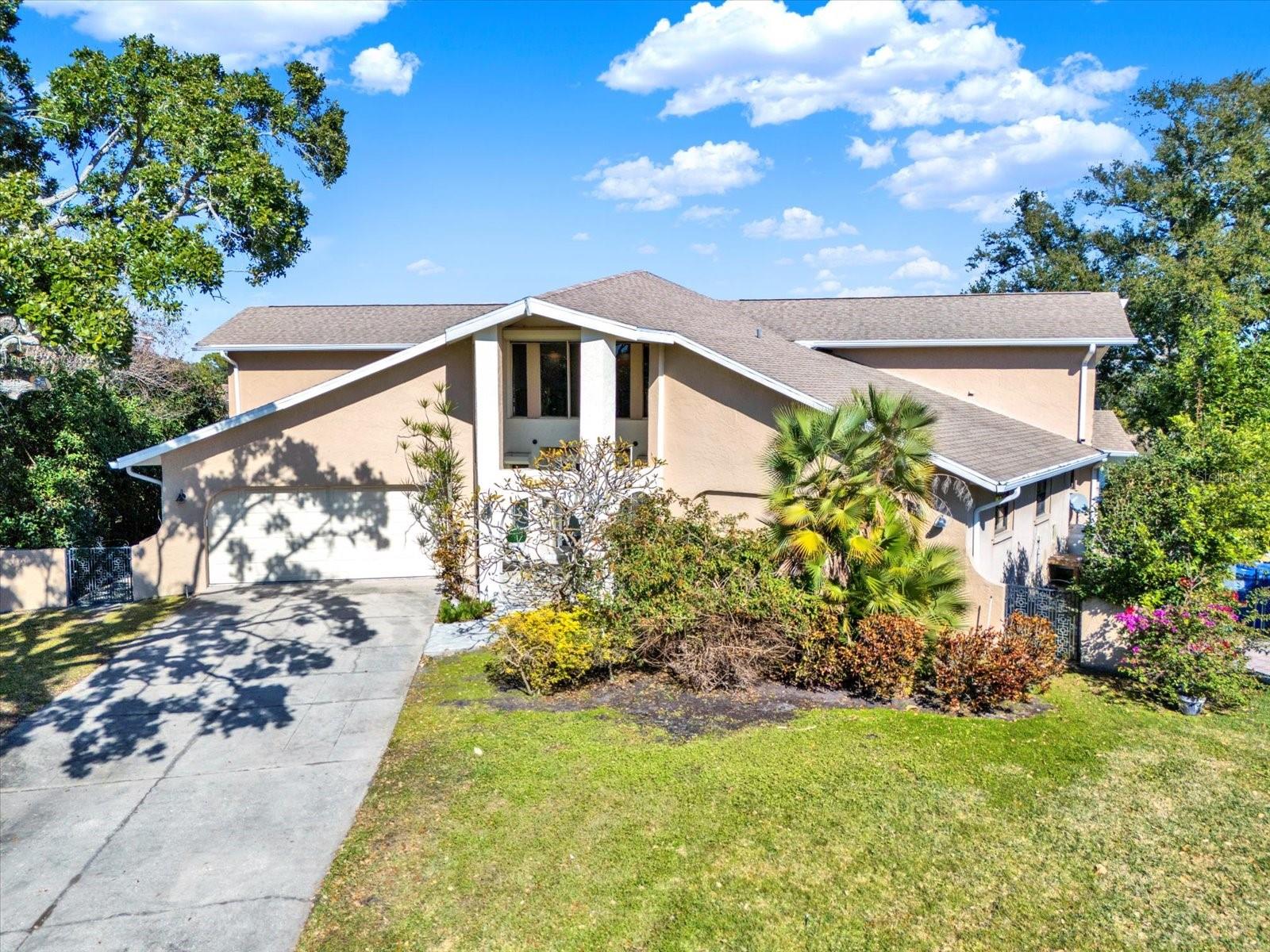 Listing photo id 54 for 1461 74th Circle Ne