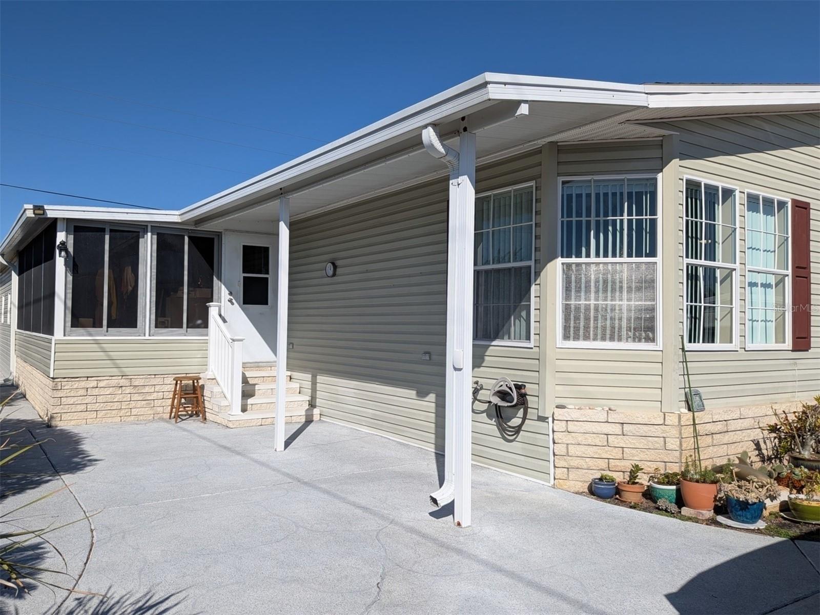 Details for 34709 Lake Drive N, PINELLAS PARK, FL 33781