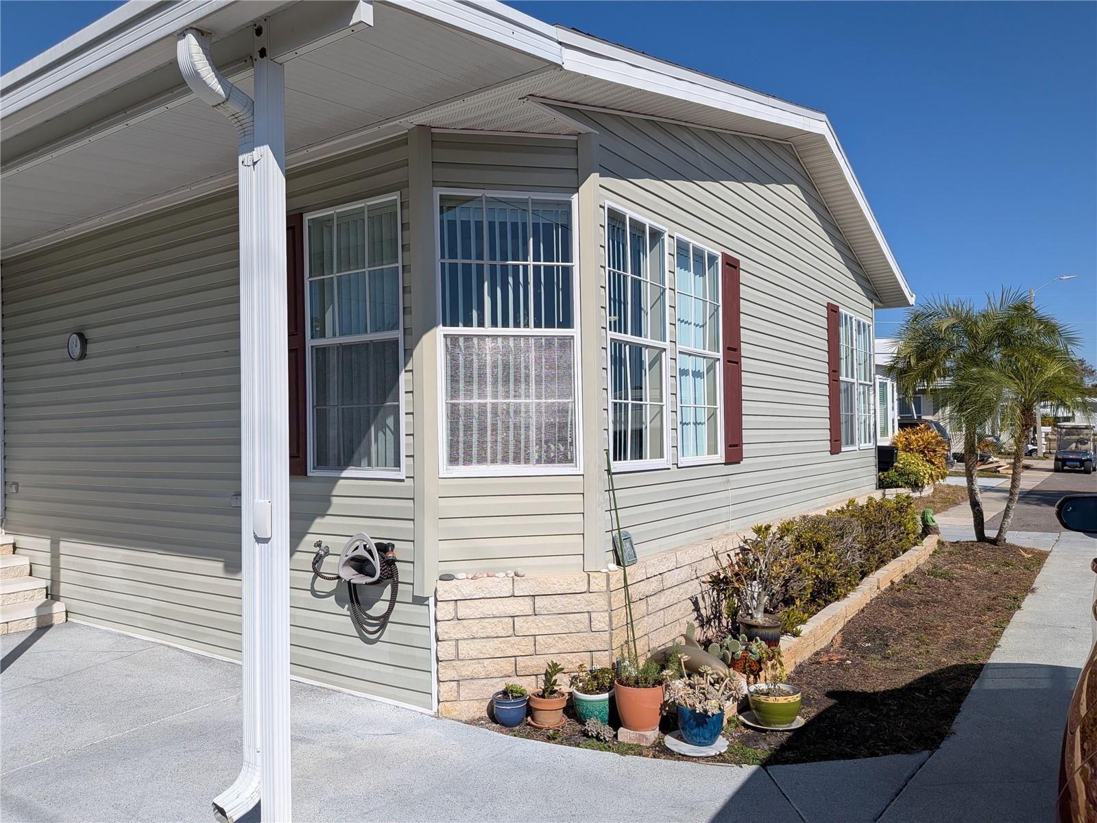 Image 2 of 26 For 34709 Lake Drive N