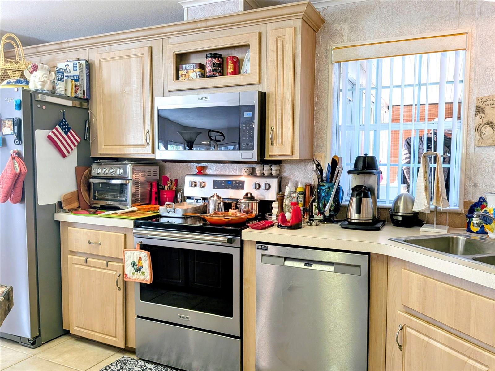 Image 9 of 26 For 34709 Lake Drive N