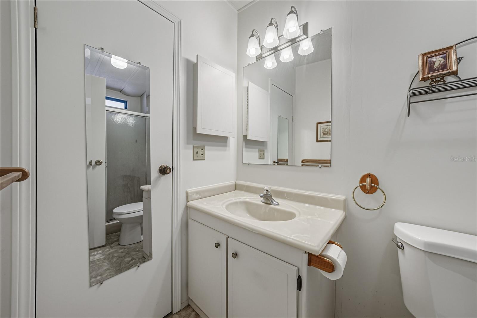 Image 24 of 44 For 35025 Mcculloughs Leap