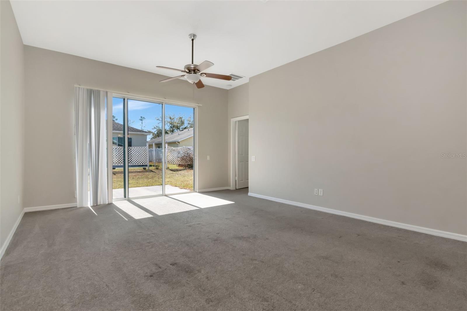 Image 12 of 32 For 15566 Sword Lily Place