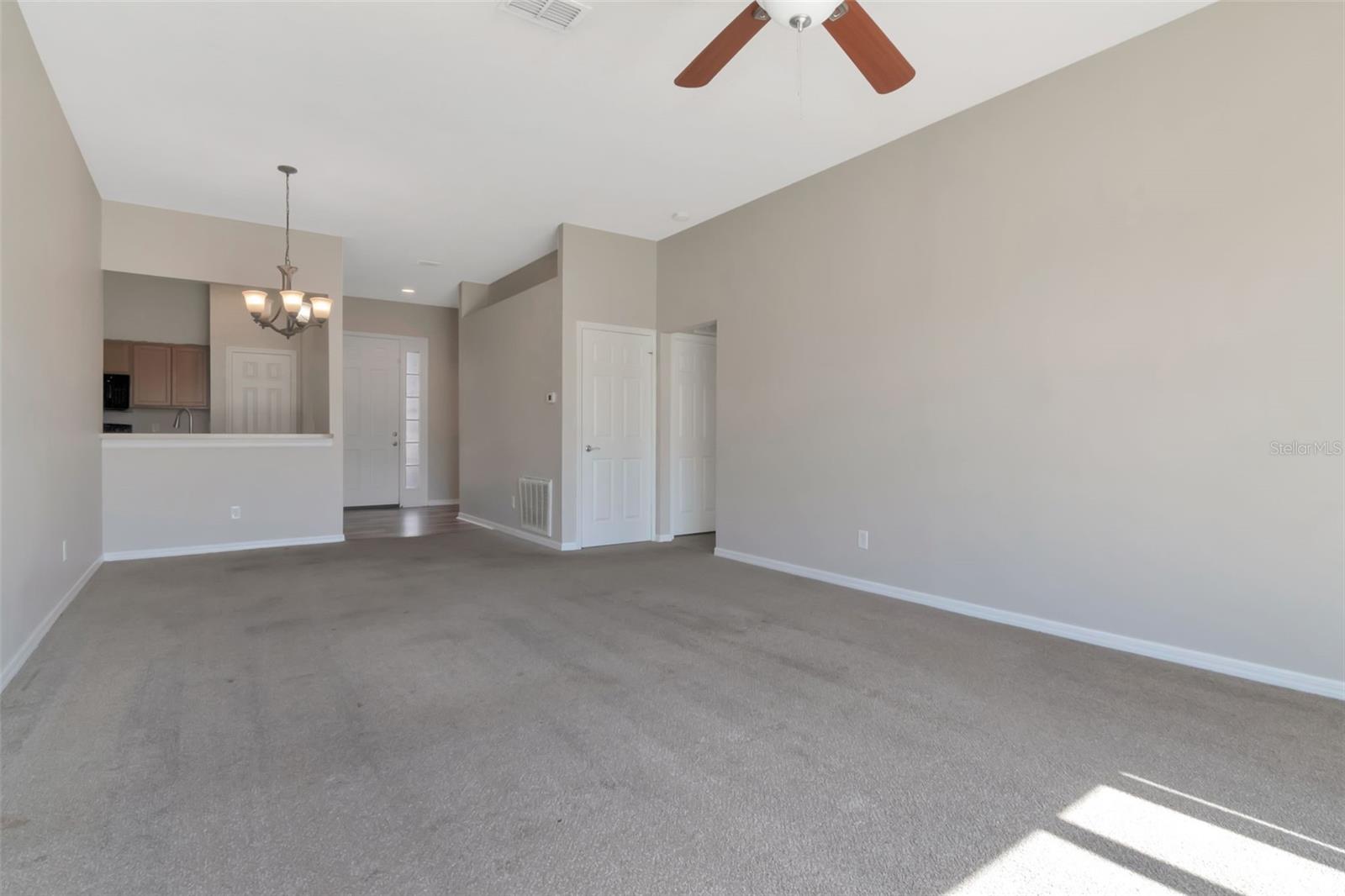 Image 14 of 32 For 15566 Sword Lily Place