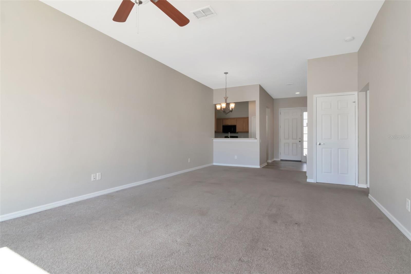 Image 15 of 32 For 15566 Sword Lily Place