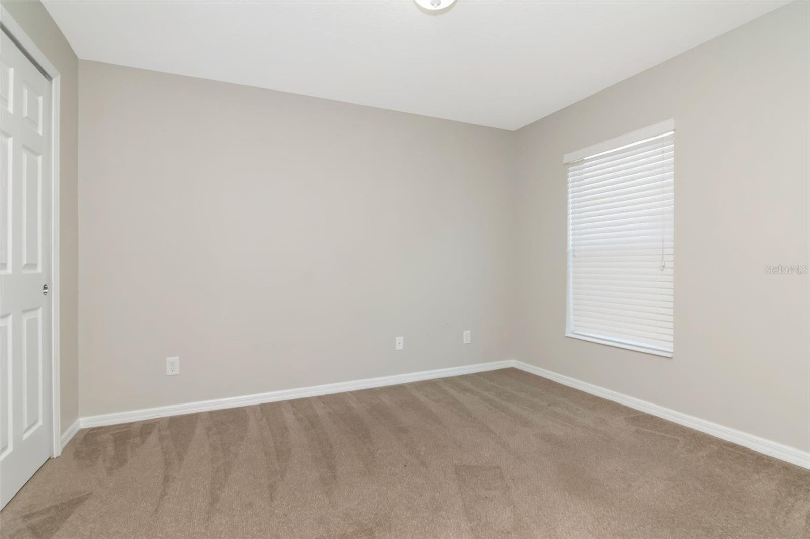 Image 22 of 32 For 15566 Sword Lily Place