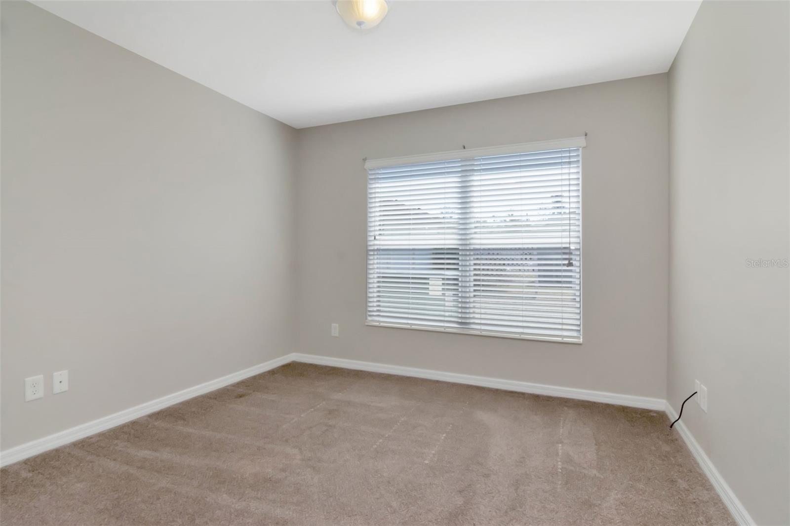 Image 25 of 32 For 15566 Sword Lily Place