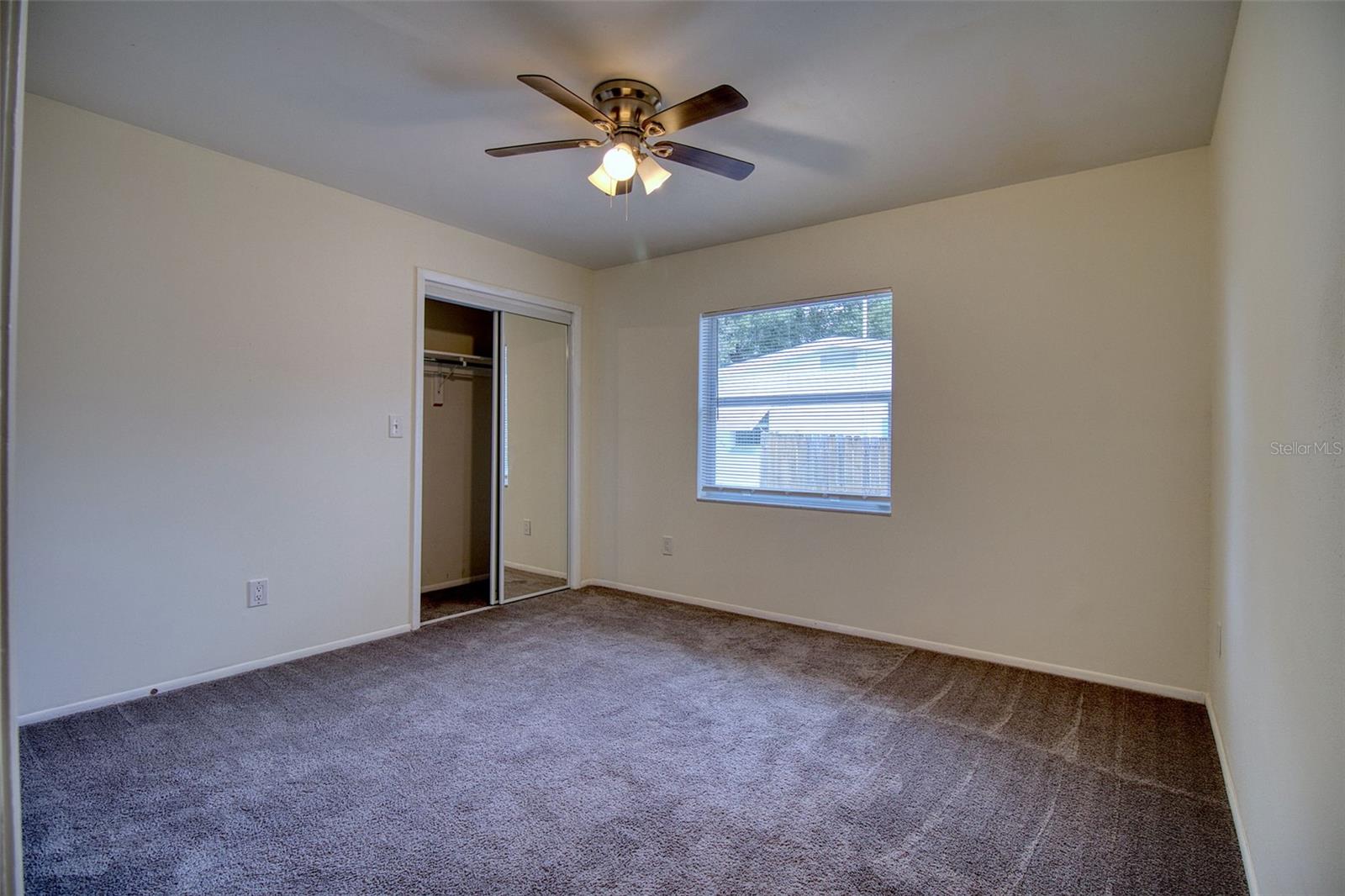 Image 21 of 34 For 555 54th Street N