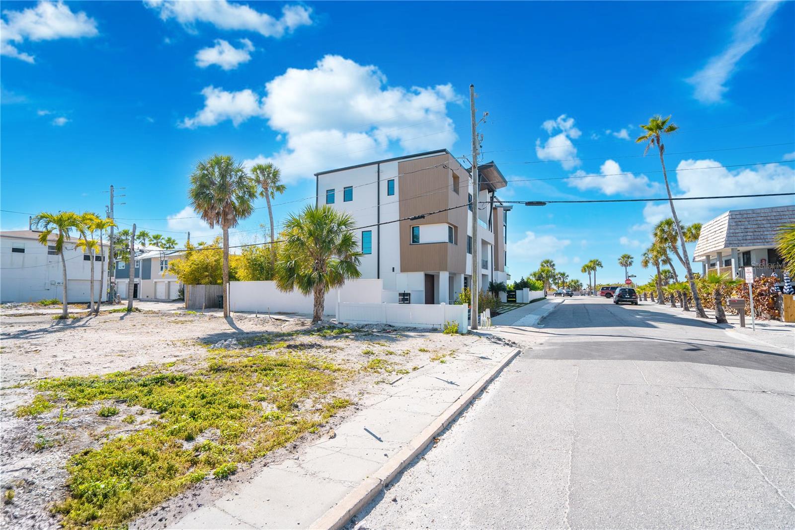 Image 16 of 18 For 108 13th Avenue