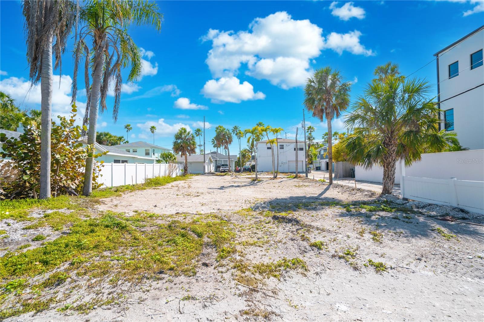 Image 2 of 18 For 108 13th Avenue