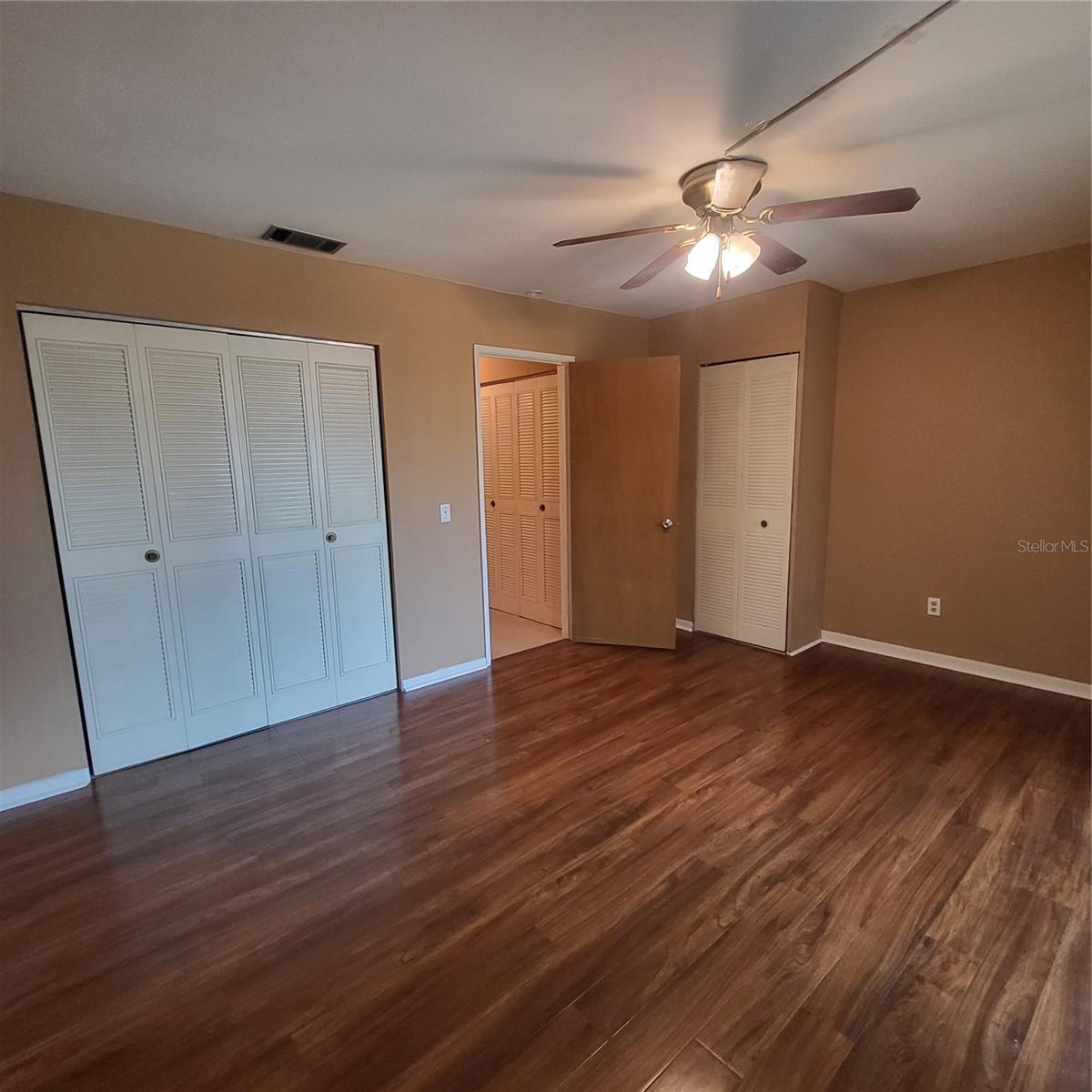 Image 13 of 14 For 911 Washington Avenue 306