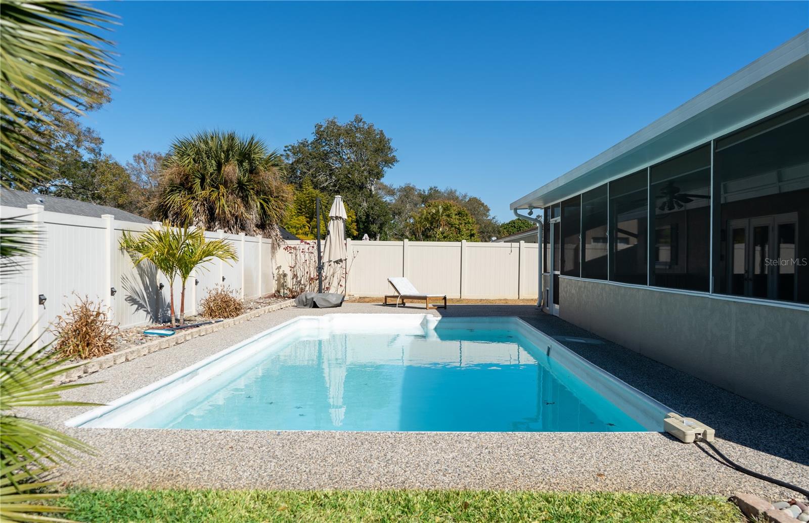 Image 22 of 69 For 1280 Glendale Drive